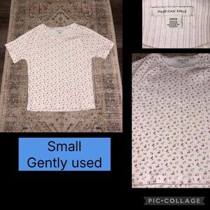 American Eagle women’s shirt size small
